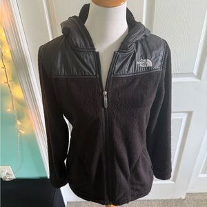 The North Face Women's Black Fleece Jacket Small